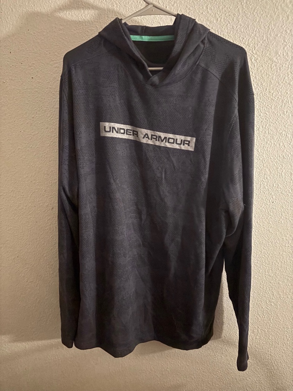 Under Armor pullover sweater